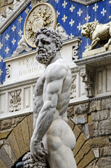 Fototapeta na wymiar Statue in Florence