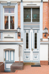 grosse massive Haustür