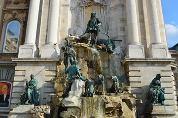 Fototapeta na wymiar Statue in Budapest