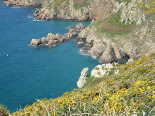 Fototapeta premium Guernsey bays from clifftop
