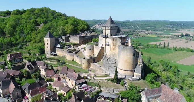 Aerial view of Chateau de Castelnaud, medieval fortress at Castelnaud la Chapelle, Dordogne
