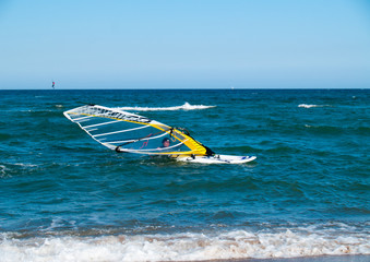 windsurf