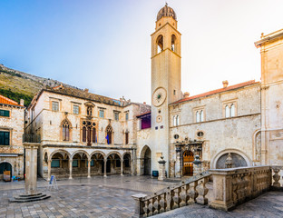 Obraz premium Dubrovnik sunrise. / Sunrise over old city center of town Dubrovnik, marble view at architecture in famous european travel destination.