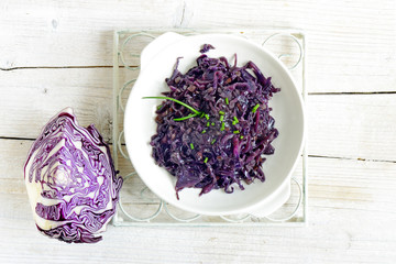 cavolo viola stufato fumante