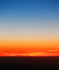Sonnenaufgang im Flugzeug