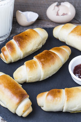 croissant breakfast