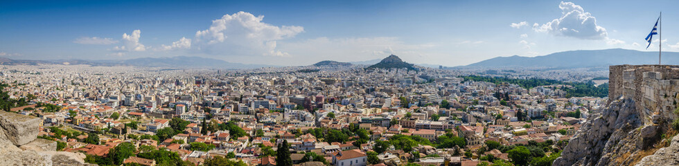 Fototapeta na wymiar Panorama of Athens and ancient ruins, Greece.