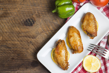 Lemon grilled chicken wings, grilled chicken wings
