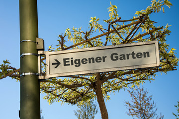 Fototapeta premium Schild 145 - Eigener Garten