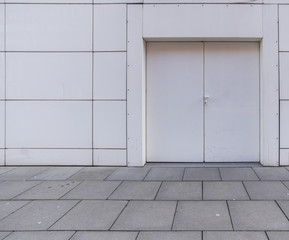 Fototapeta premium weiße Service Metalltür