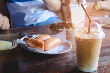 Drink coffee on vacation