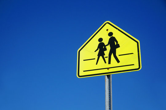 School Crossing Sign: What Does it Mean?