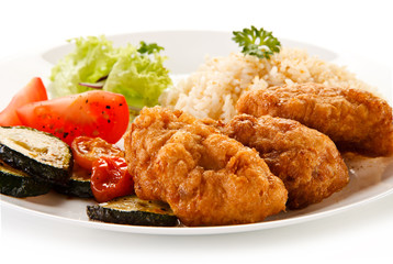 Fried chicken nuggets with rice