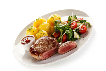 Roast steak with potatoes