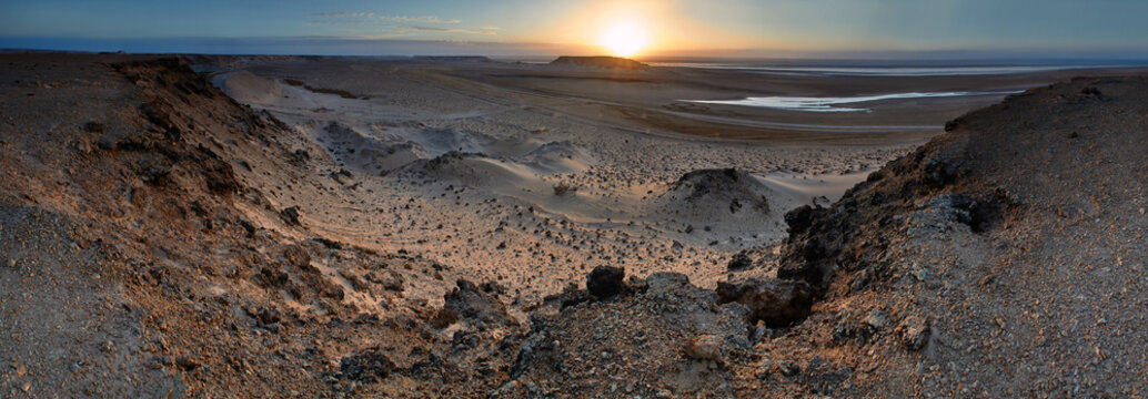 Sahara by sunrise, panorama
