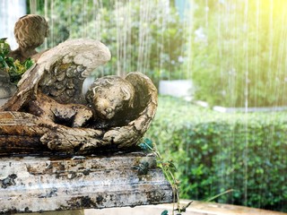 Fototapeta na wymiar Cupid statue decorated on fountain.