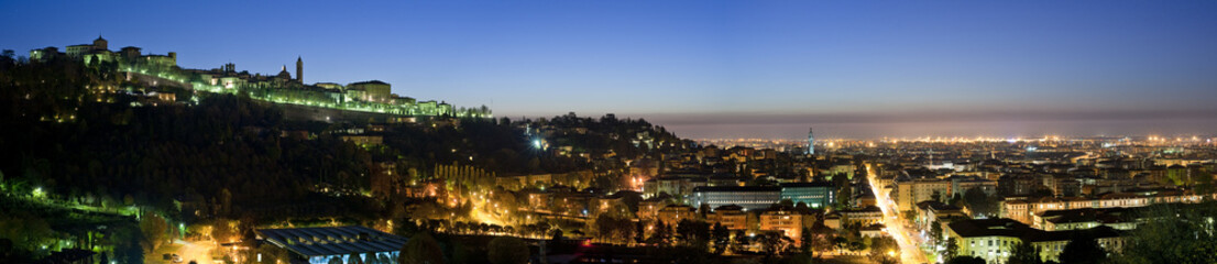 Fototapeta na wymiar Panoramic at dawn on high city in Bergamo