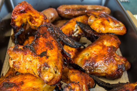 pan of freshly roasted chicken wings