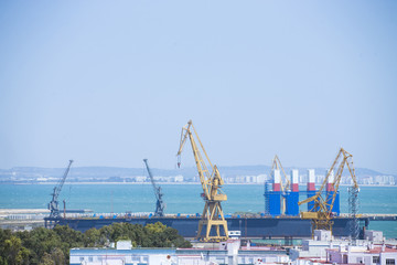 Fototapeta premium Yellow port crane