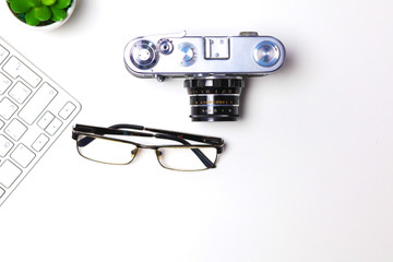 open daily, a computer and a smartphone on the desktop in the office