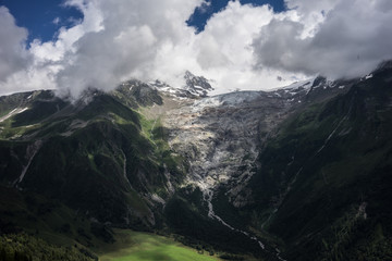 Fototapeta premium Tour du Mont Blanc trek takes hikers through France, Switzerland and Italy over the course of a week