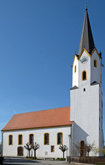 Fototapeta na wymiar Kirche in Freystadt