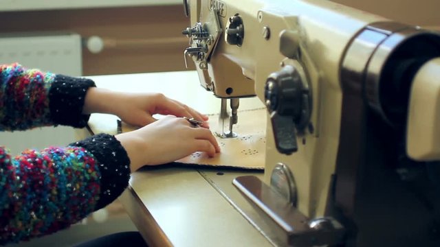 Sewing on sewing mashine
