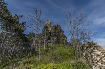 Kamyk village and ruin of castle