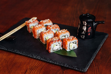  Roles with fish and rice