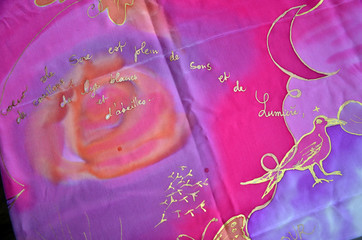 Foulard provençal en soie peint à la main