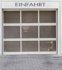 Einfahrt in eine Tiefgarage