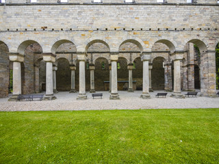 Ruine der Klosterkirche Paulinzella, Portal, Paulinzella, Thüringen, Deutschland,