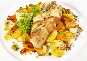 Steinbuttsteak auf Bratkartoffeln