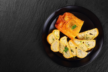 rolls Stuffed with minced chicken meat