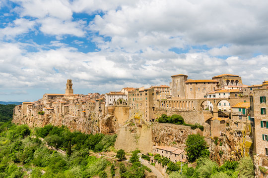 Blick auf Pitigliano in der Toskana