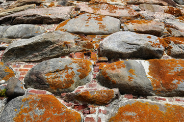 the texture of the stone masonry fortresses in the North