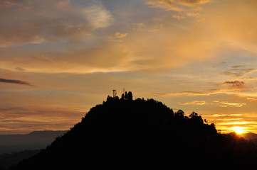 atardecer con nubes