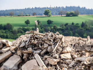 Bauschutt von Abriss Gebäude