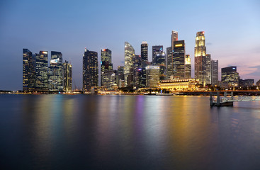 Fototapeta na wymiar Singapore - March, 11 2017: Singapore’s landmark, Skyline of business district, city view at Marina Bay