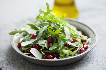 Rocket and pomegranate salad