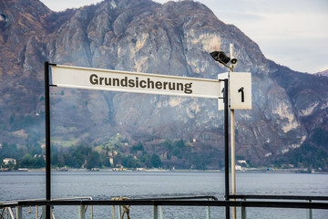 Schild 234 - Grundsicherung