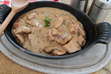 civet sauce champignons