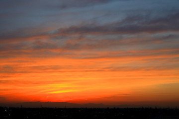 真っ赤に染まる空
