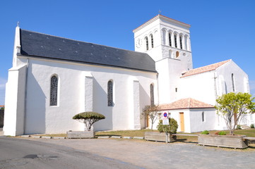 Fototapeta na wymiar église de saint sauveur de de l'ile d'yeu