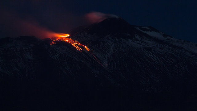 Eruption volcano Etna