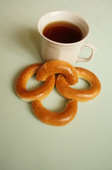 Tea with bagels for breakfast