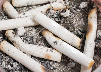 Ashtray of smoke cigarettes