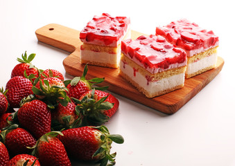 strawberry cake