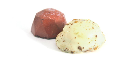 Chocolate branco e castanho, bombons de chocolate