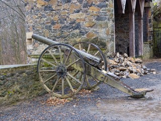 historical original gun about CZOCHA castle